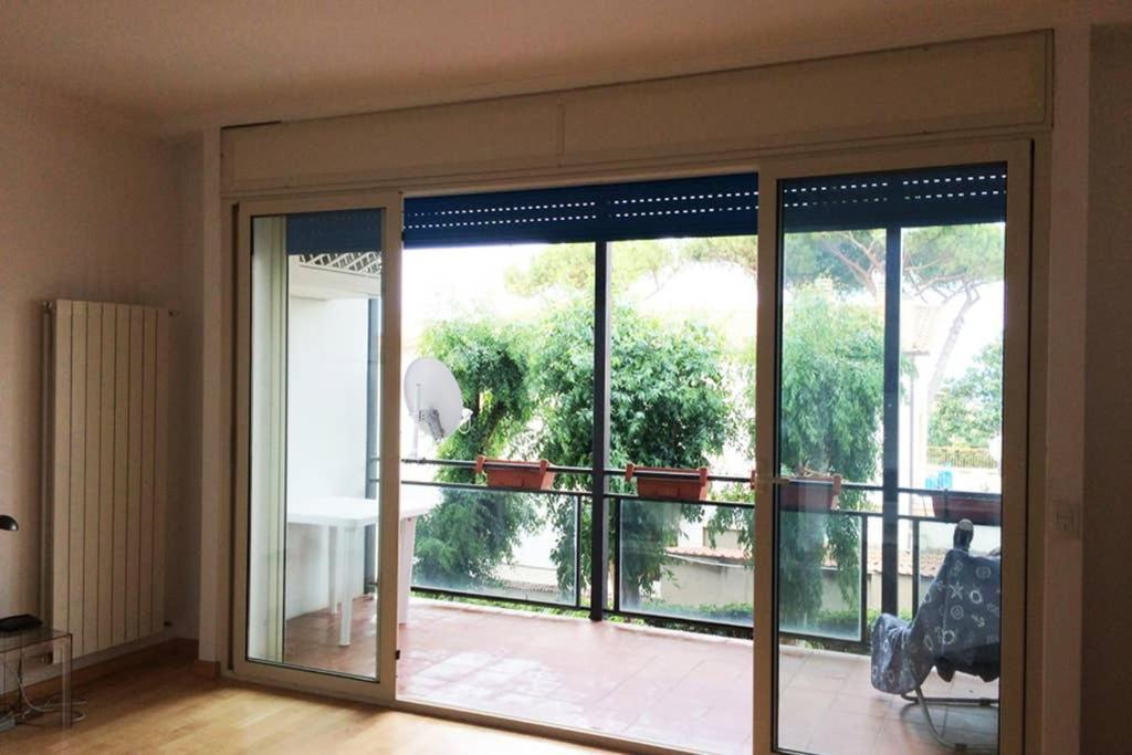 Appartamento Nuovo A Santa Marinella Luaran gambar